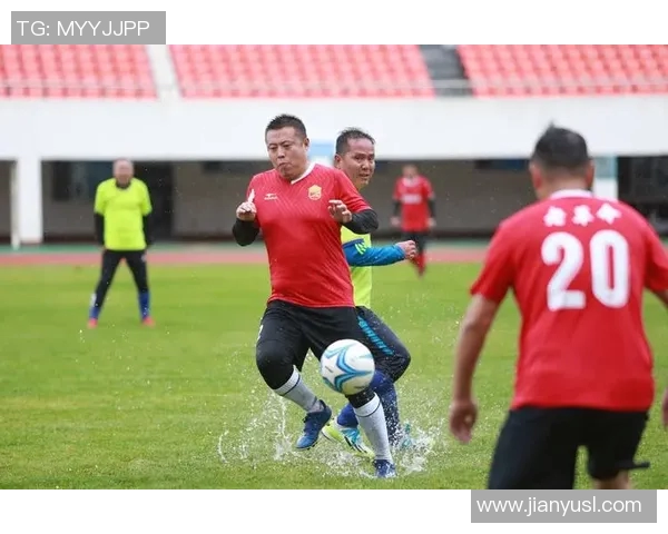 足球明星私生活曝光高清图片引发热议粉丝热情高涨 足球明星私生活曝光高清图片引发热议粉丝热情高涨
